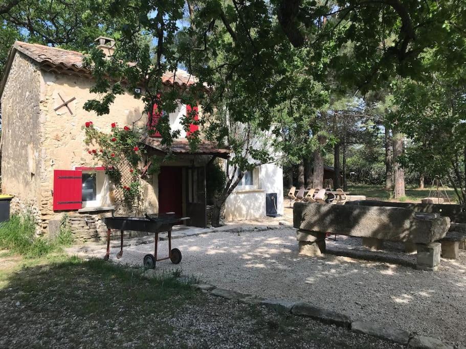 Le Cabanon De Vally Caromb Esterno foto